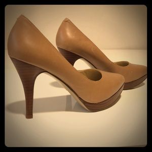 🚫UNAVAILABLE🚫 Nine West Nude Pumps